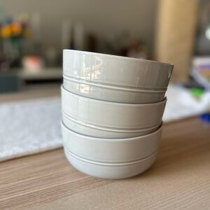 Crate & Barrel Hue Aaron Probyn Light Gray Soup Cereal Pasta Bowls (3)